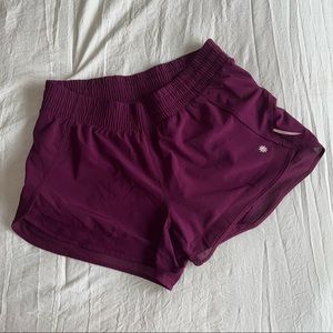 Athleta Magenta Mesh Racer Run Short, Size Small